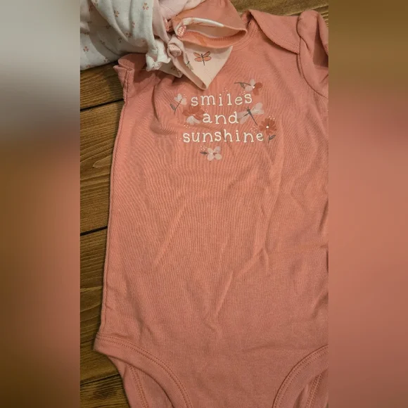Carter's Baby Girl Pink Peach Coral and Cream Bodysuits Set 6 - 9 Months - Picture 9 of 10